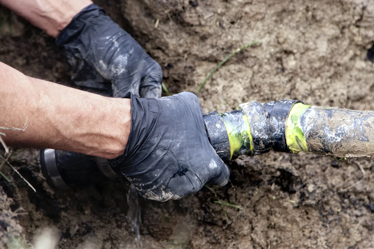 Professional sewer line repair and replacement services for homeowners in Porter Ranch, CA.