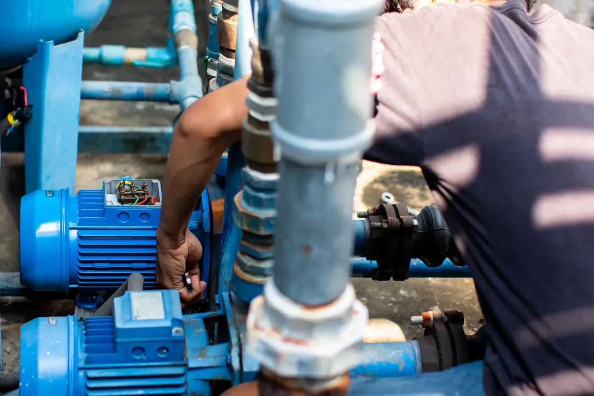 Professional garbage disposal installation and repair services in San Fernando, CA.